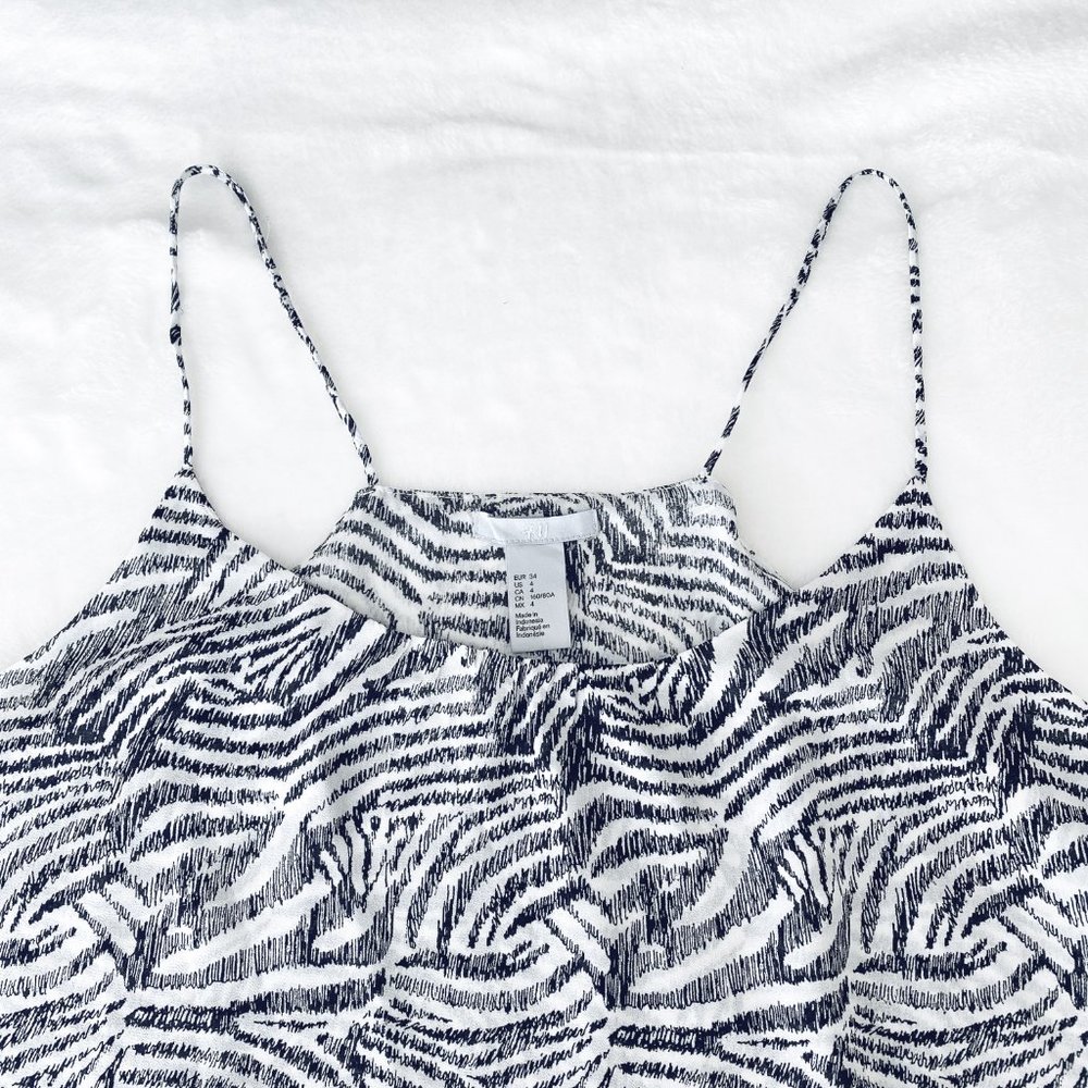 H&M Patterned Tank Top - Picture 2 of 7
